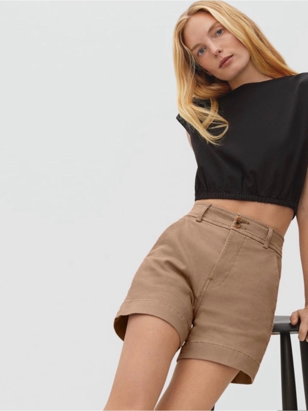 Everlane The Way High Canvas Twill Shorts in Tan